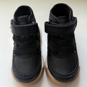 OshKosh B'gosh Black Kids Sneaker boots waterproof